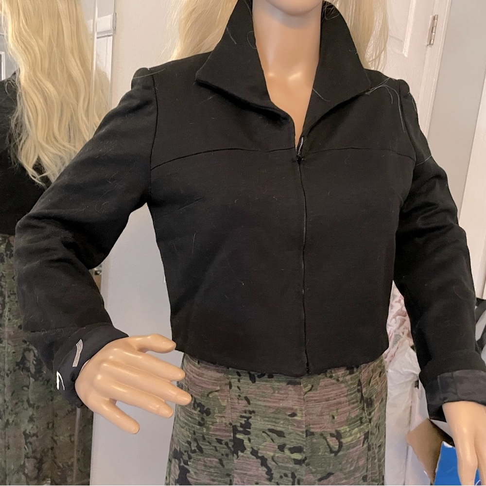 Wool waist jacket Zipper front fully lined